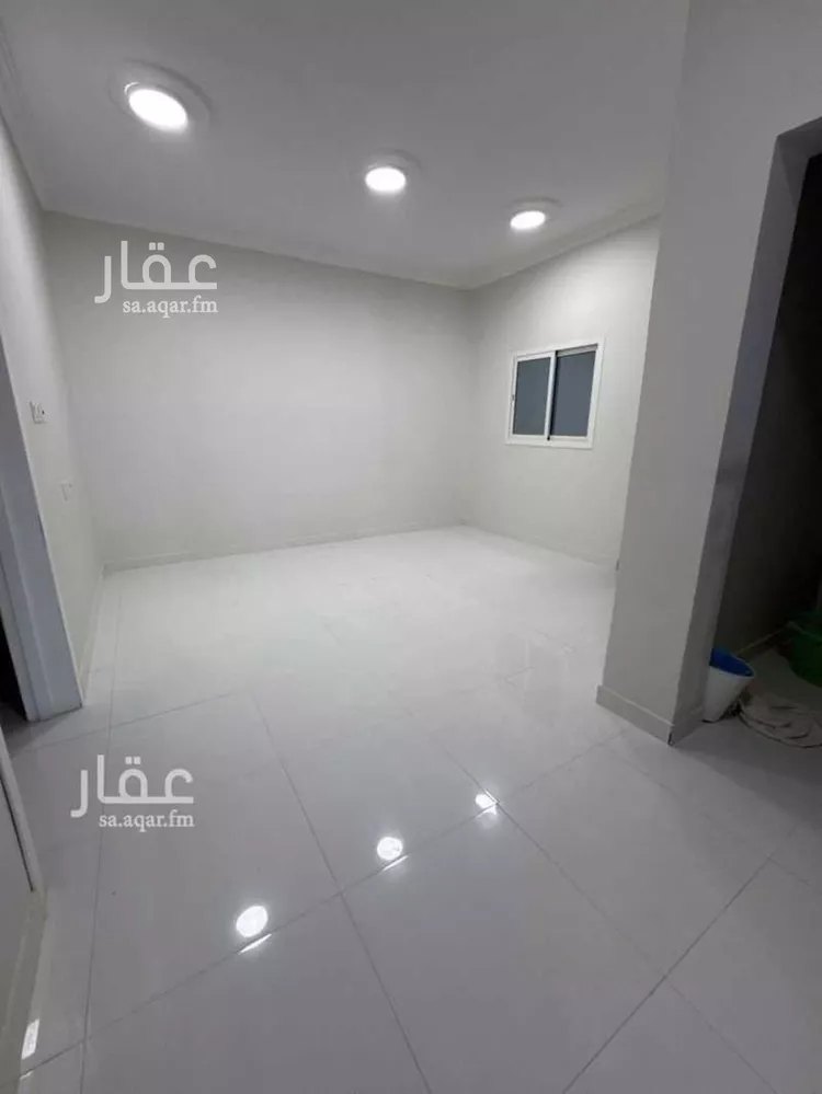 فيلا للإيجار في شارع عبدالرحمن بن مرشد, حي المهدية, مدينة الرياض, منطقة الرياض صورة 3