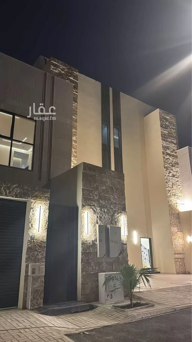 فيلا للبيع في شارع أحمد بن مخلد, حي الصفاء, مدينة الرياض, منطقة الرياض صورة 5