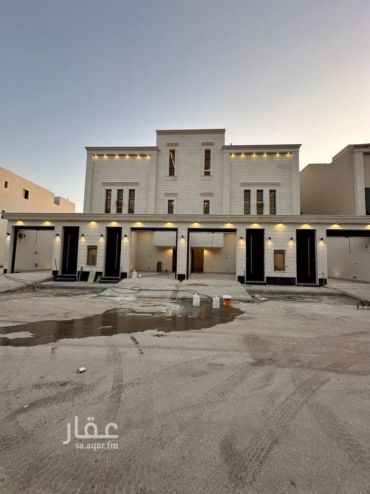 دور للبيع في شارع عبدالكريم الهندي, حي عكاظ, مدينة الرياض, منطقة الرياض صورة 5