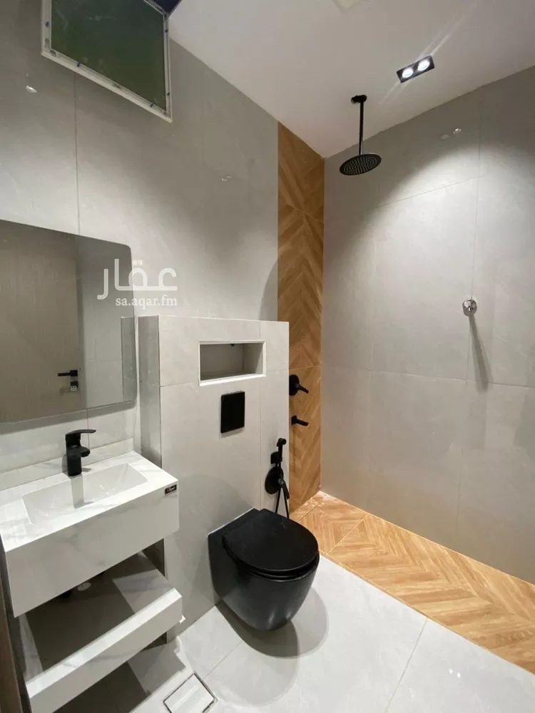 فيلا للبيع في شارع رقم 409, حي ظهرة لبن, مدينة الرياض, منطقة الرياض صورة 2