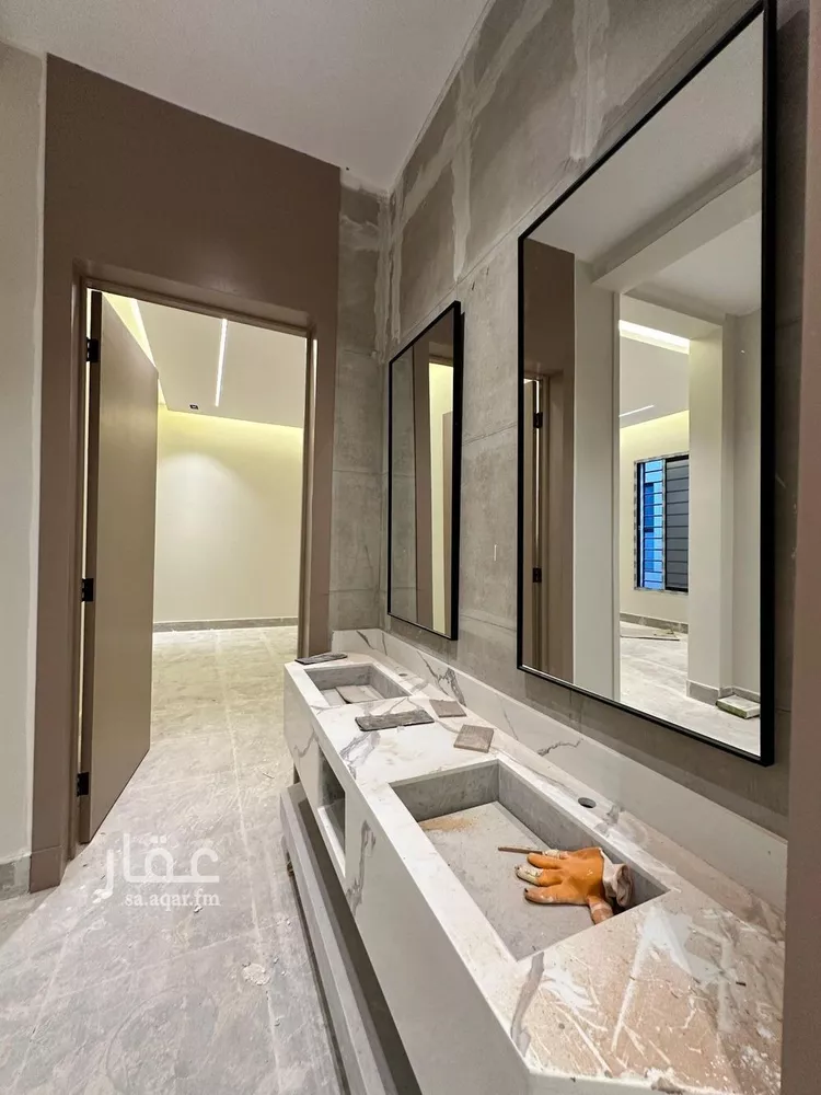 دور للبيع في شارع عبدالكريم الهندي, حي عكاظ, مدينة الرياض, منطقة الرياض صورة 3