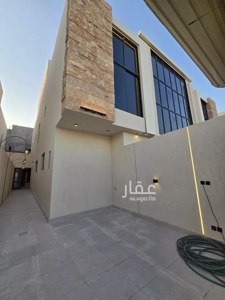 فيلا للبيع في شارع النفوذ, حي عكاظ, مدينة الرياض, منطقة الرياض صورة 4