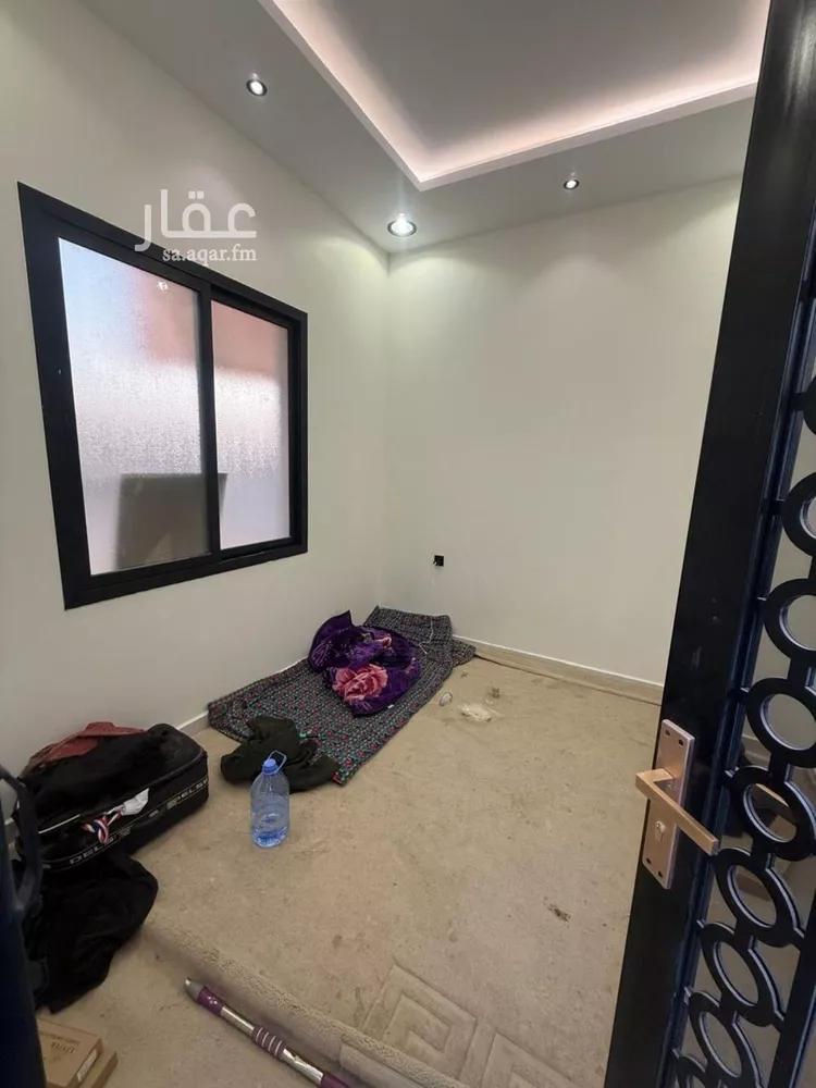 Villa for Sale in Riyadh Dhahrat Laban 21