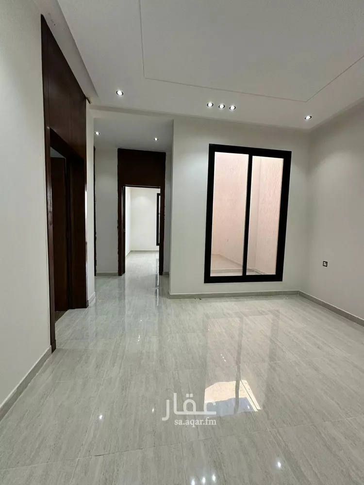 دور للبيع في شارع اللجائي, حي الحزم, مدينة الرياض, منطقة الرياض صورة 3