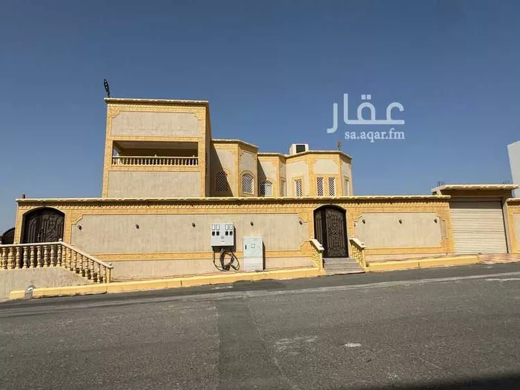 عمارة للبيع في شارع حمزة الجعلي, حي الزهور, مدينة أبها, منطقة عسير
