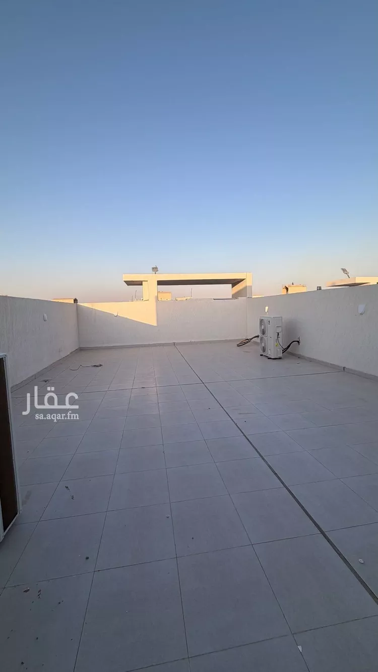 فيلا للبيع في شارع أبي نزار الصنعاني اليمني, حي المهدية, مدينة الرياض, منطقة الرياض 15