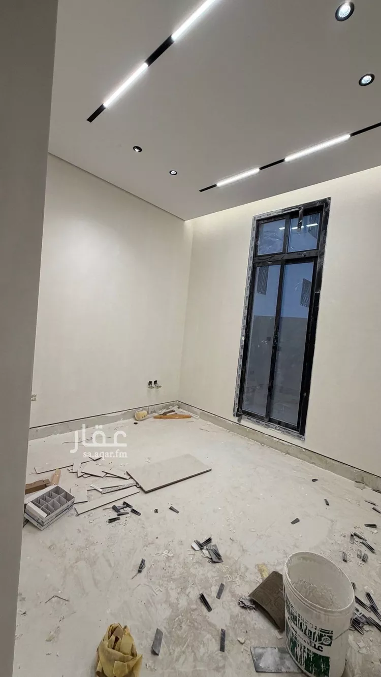 فيلا للبيع في شارع عبدالجبار بن الورد, حي المهدية, مدينة الرياض, منطقة الرياض 18