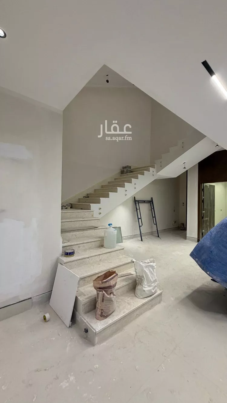 فيلا للبيع في شارع عبدالجبار بن الورد, حي المهدية, مدينة الرياض, منطقة الرياض 9