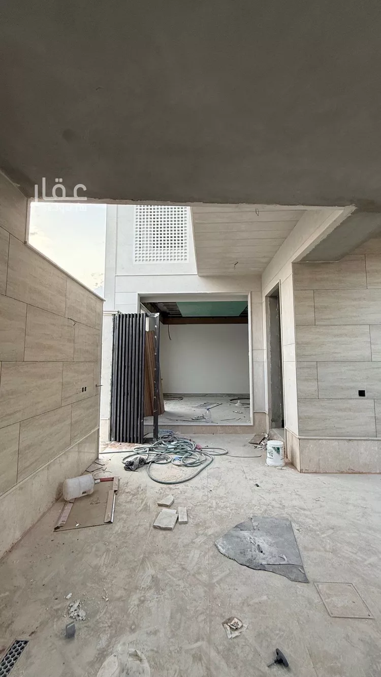 فيلا للبيع في شارع فؤاد محمد عمر توفيق, حي المهدية, مدينة الرياض, منطقة الرياض صورة 3