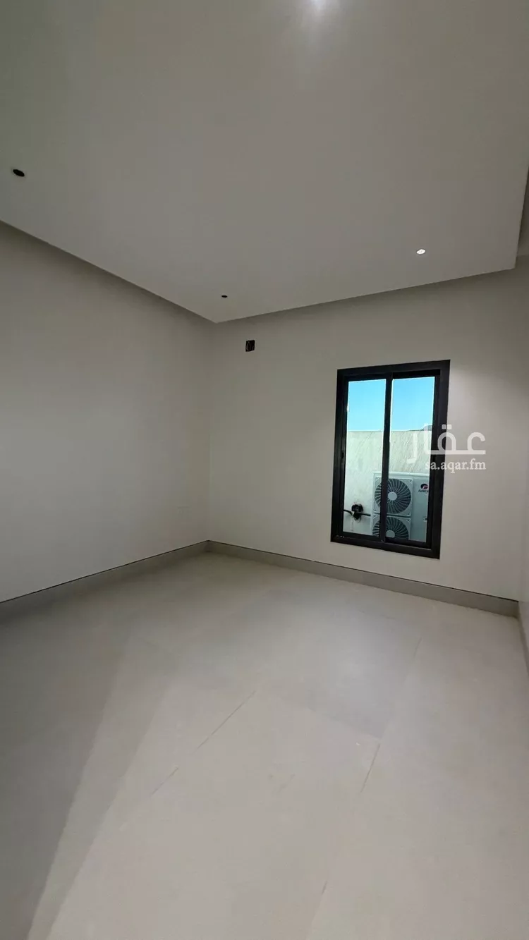 فيلا للبيع في شارع أبي نزار الصنعاني اليمني, حي المهدية, مدينة الرياض, منطقة الرياض 8