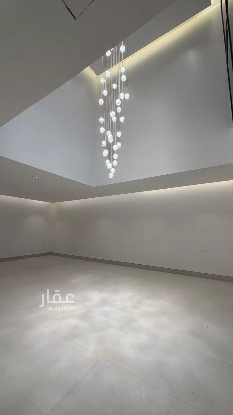 فيلا للبيع في شارع أبي نزار الصنعاني اليمني, حي المهدية, مدينة الرياض, منطقة الرياض 18