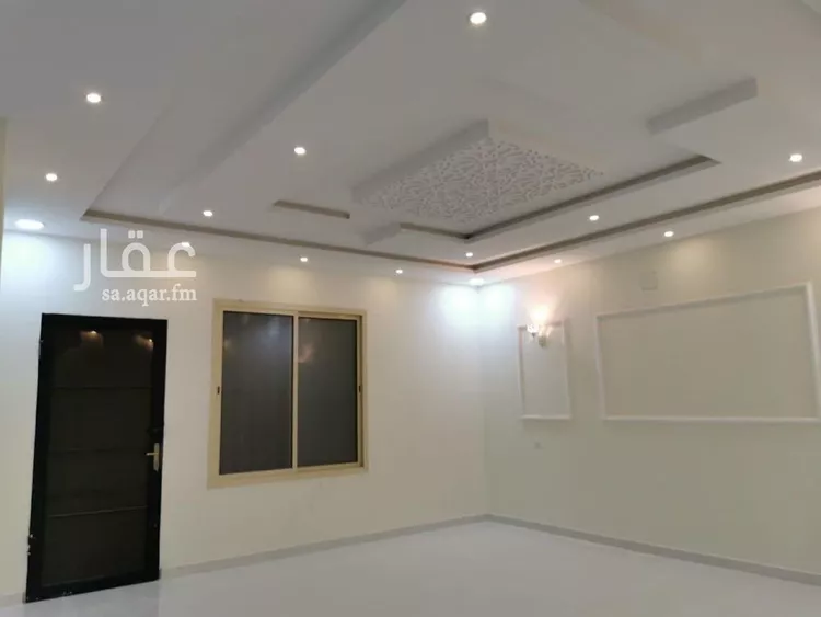 فيلا للبيع في شارع أحمد بن محمد العتابي, حي المهدية, مدينة الرياض, منطقة الرياض صورة 5