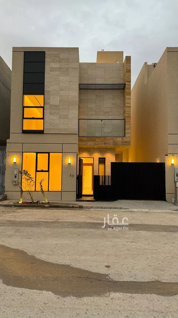 فيلا للبيع في شارع أحمد بن محمد العتابي, حي المهدية, مدينة الرياض, منطقة الرياض