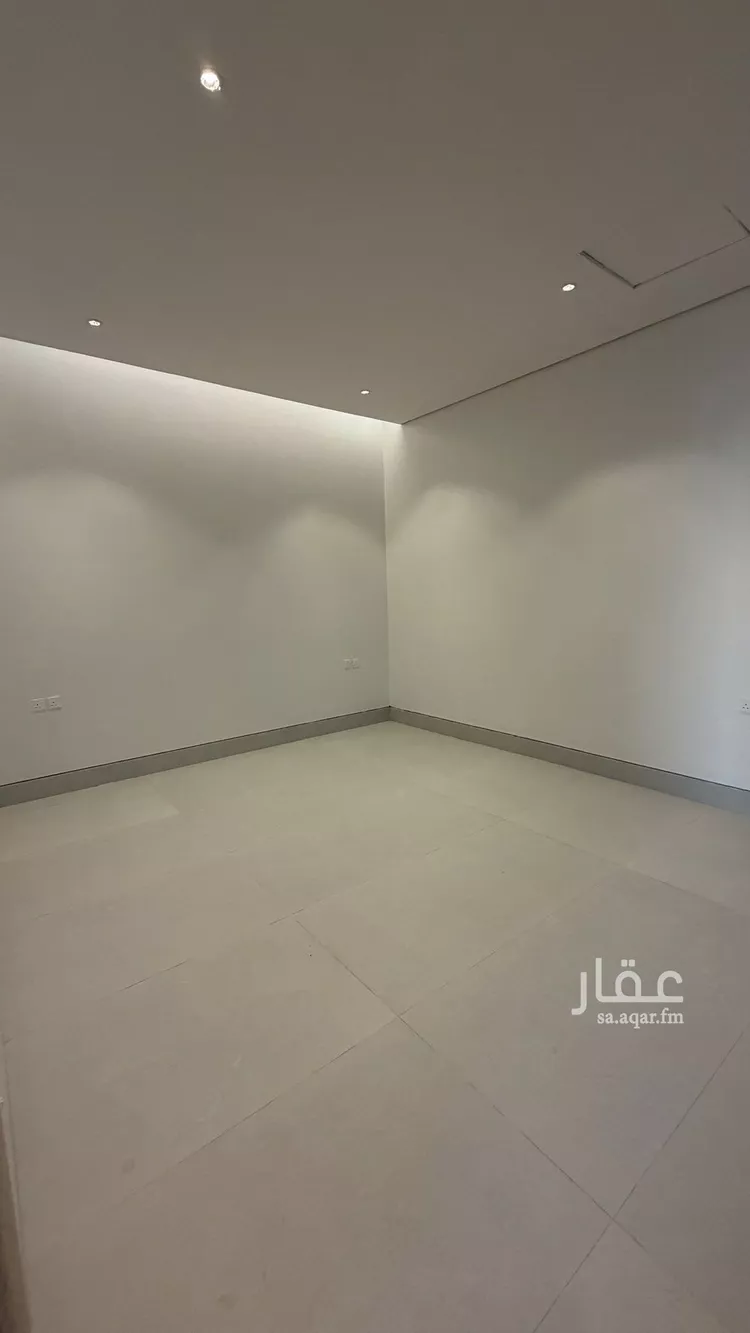 فيلا للبيع في شارع أبي نزار الصنعاني اليمني, حي المهدية, مدينة الرياض, منطقة الرياض صورة 5