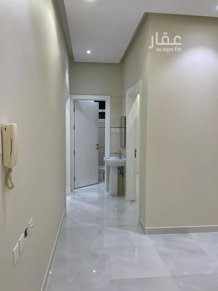 شقة للإيجار في شارع محمد بن عبدالله المعافري, حي المهدية, مدينة الرياض, منطقة الرياض صورة 5