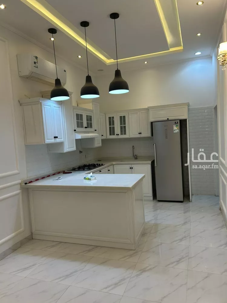 فيلا للإيجار في شارع إسماعيل بن أبي الغنائم, حي المهدية, مدينة الرياض, منطقة الرياض صورة 3