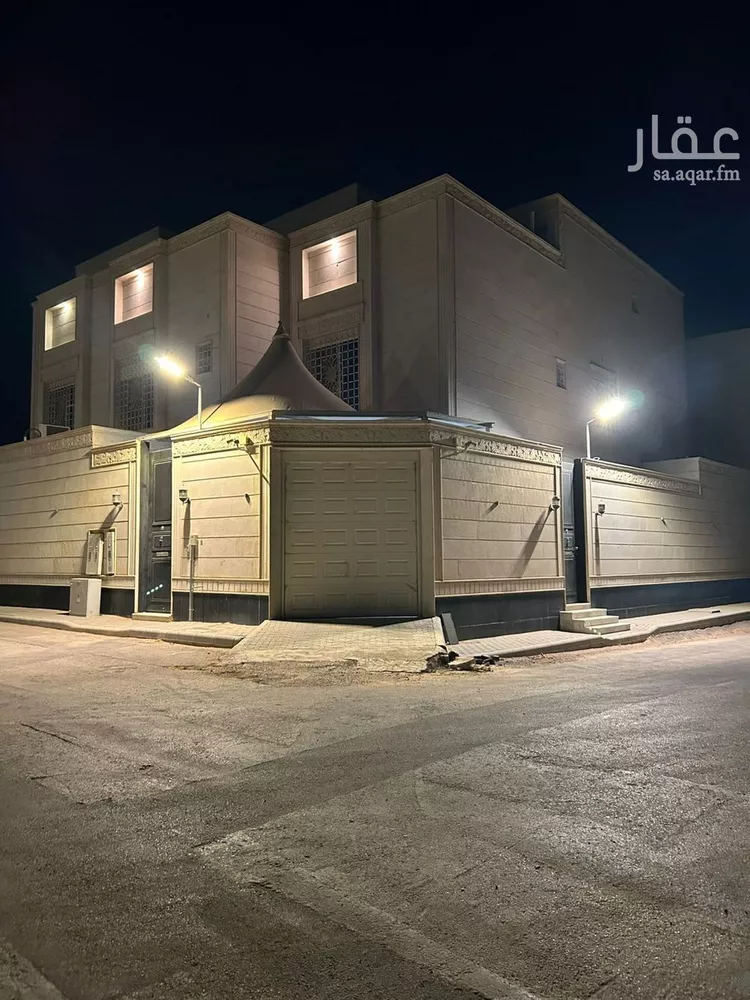 فيلا للإيجار في شارع إسماعيل بن أبي الغنائم, حي المهدية, مدينة الرياض, منطقة الرياض