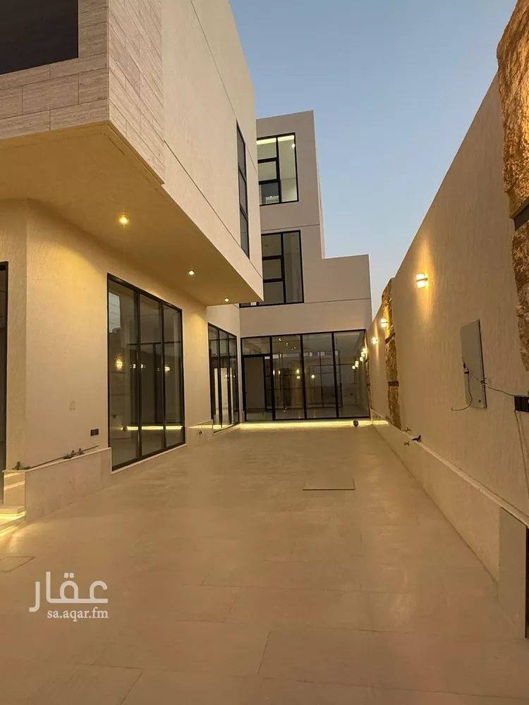 فيلا للبيع في شارع أبي يوسف المقدسي, حي المهدية, مدينة الرياض, منطقة الرياض