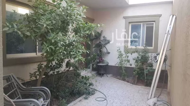 فيلا للبيع في شارع عثمان ابن سليمان, حي المهدية, مدينة الرياض, منطقة الرياض 15