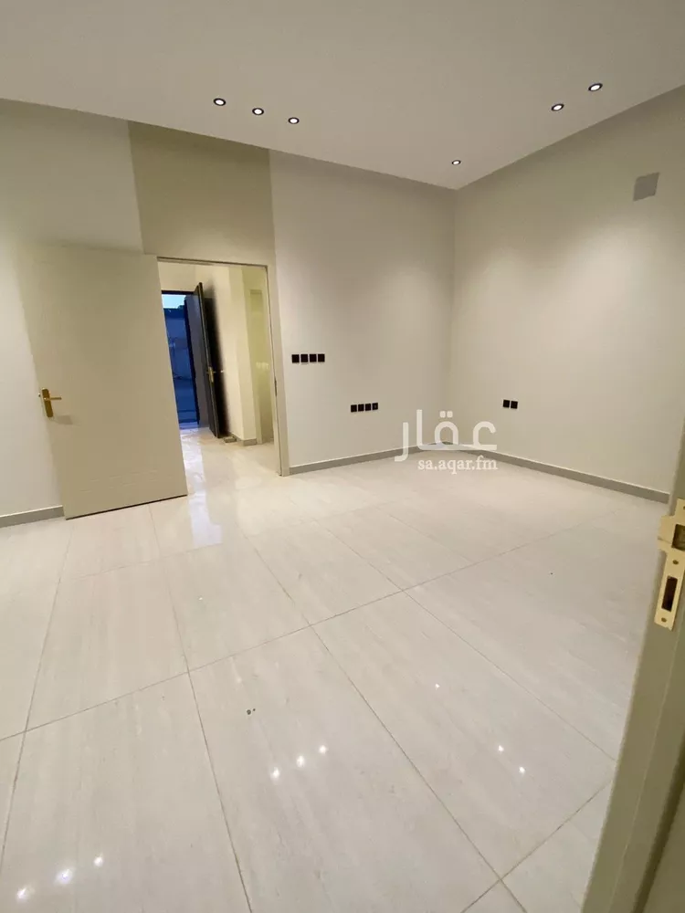 فيلا للبيع في شارع أبي الفضل العليمي, حي المهدية, مدينة الرياض, منطقة الرياض صورة 4