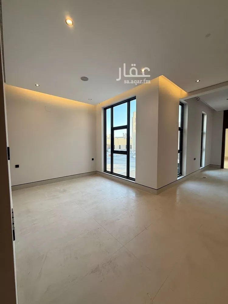 فيلا للبيع في شارع أبي الشيخ الأصبها??ي, حي المهدية, مدينة الرياض, منطقة الرياض صورة 2