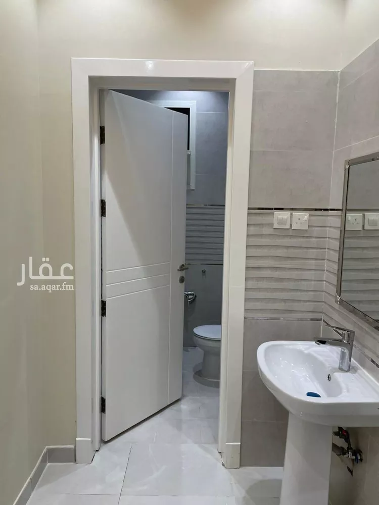 شقة للإيجار في شارع محمد بن عبدالله المعافري, حي المهدية, مدينة الرياض, منطقة الرياض صورة 4
