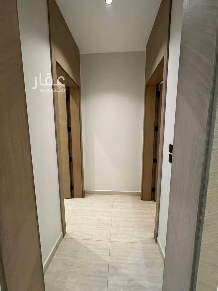 Floor for Sale in Jeddah Al Hamra 21