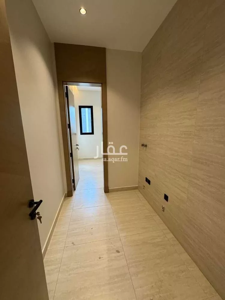 Floor for Sale in Jeddah Al Hamra 13