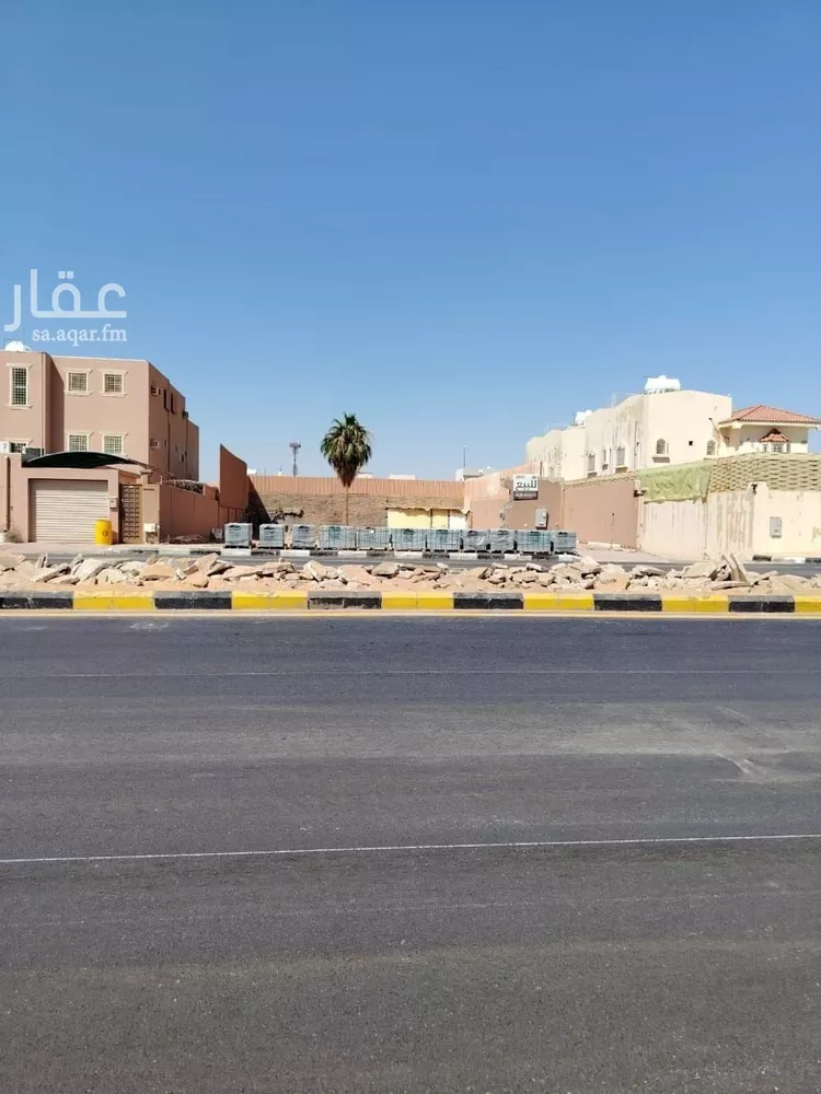 أرض للبيع في شارع علي بن عبدالله الجفالي, حي المروج, مدينة عنيزة, منطقة القصيم صورة 2
