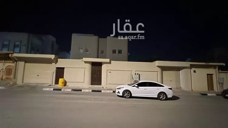 فيلا للبيع في شارع تركي العتيبي, حي الأشرفية, مدينة عنيزة, منطقة القصيم صورة 4