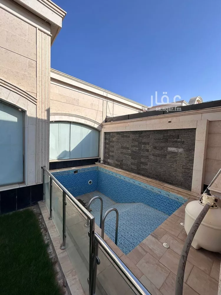 استراحة للبيع في شارع الحسن البصري, حي الدوحة, مدينة عنيزة, منطقة القصيم 6