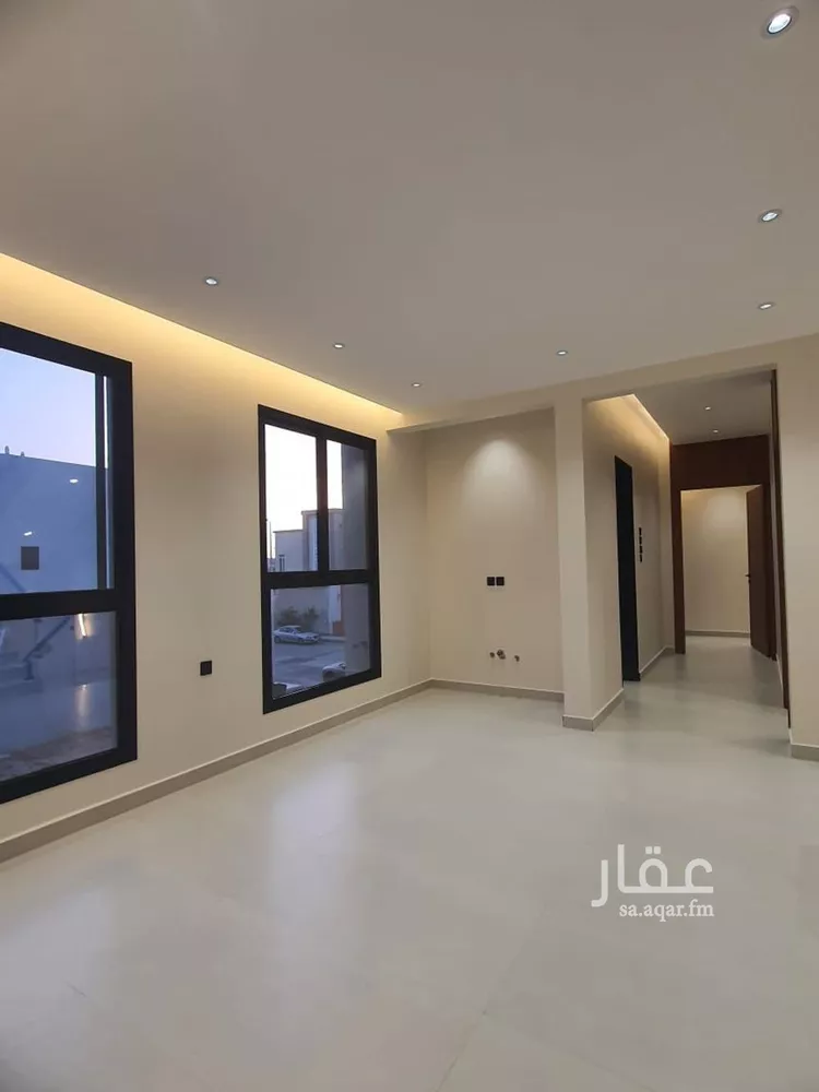 فيلا للبيع في شارع محمد الحصري, حي المصيف, مدينة عنيزة, منطقة القصيم صورة 5