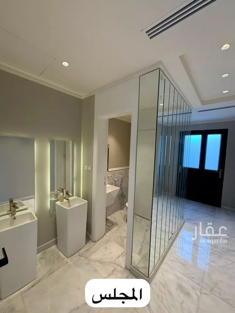 فيلا للبيع في شارع نخلة, حي العقيق, مدينة الرياض, منطقة الرياض 13