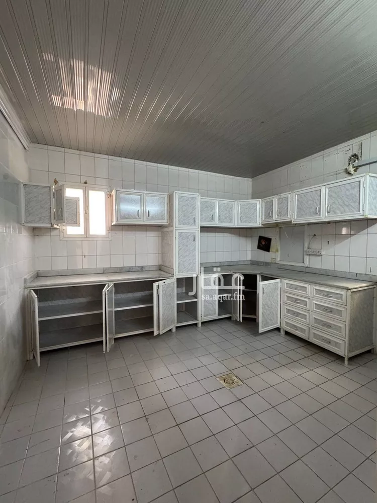 شقة للإيجار في شارع أبي الربيع الكلاعي, حي الرمال, مدينة عنيزة, منطقة القصيم