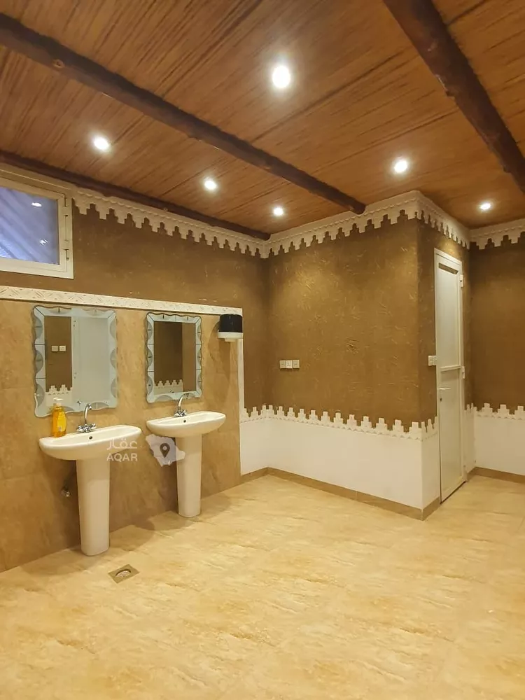 مزرعة للبيع في شارع اسماعيل المؤذن, حي الجلدة, مدينة عنيزة, منطقة القصيم 11