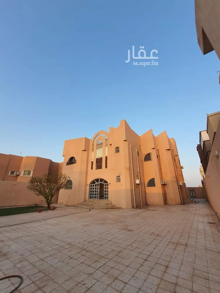 فيلا للبيع في شارع مطلق بن محمد المطيري, حي السليمانية, مدينة عنيزه, منطقة القصيم صورة 3