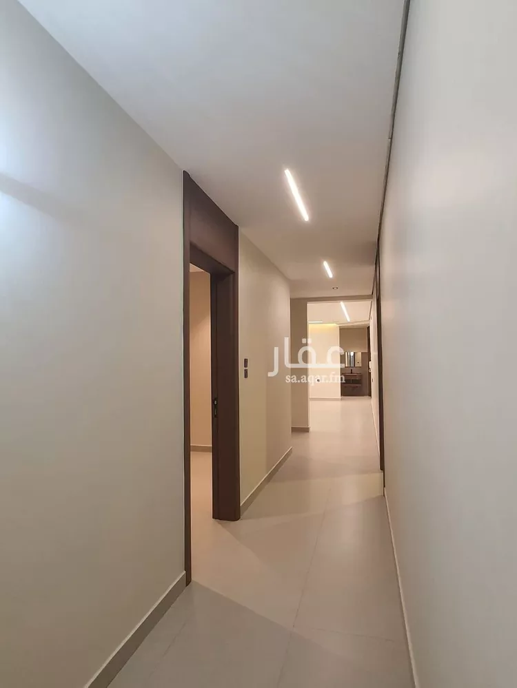 عمارة للبيع في شارع خليفة بن خياط, حي الوهلان, مدينة عنيزة, منطقة القصيم صورة 4