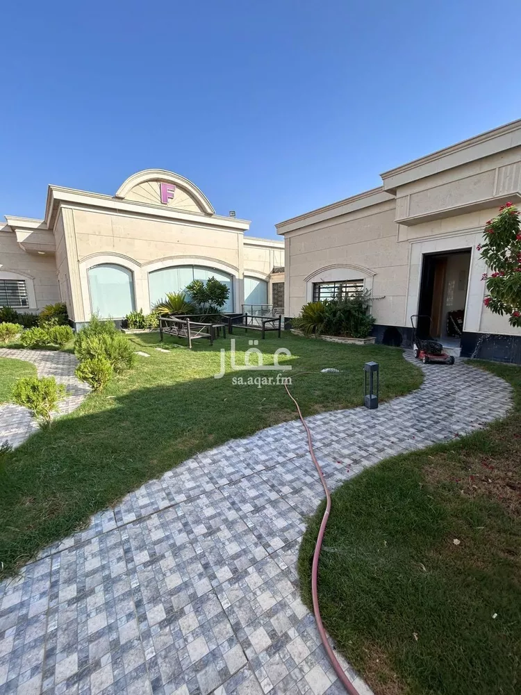 Rest House for Sale in Unayzah Ad Doha صورة 3
