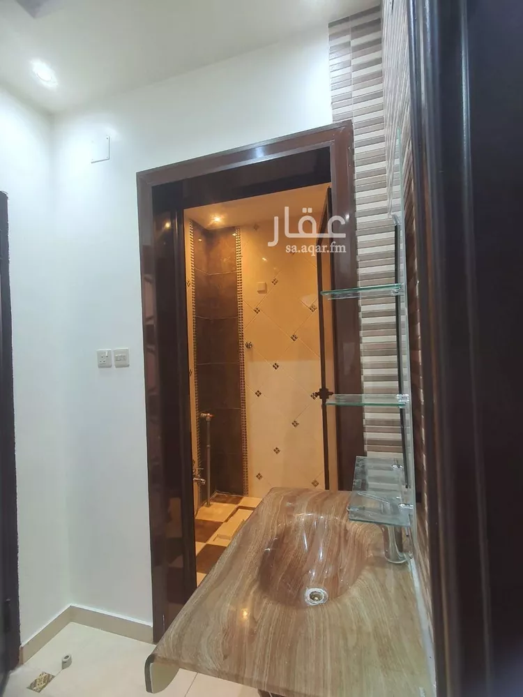 فيلا للبيع في شارع محمد بن علوان التونسي, حي الريان, مدينة عنيزة, منطقة القصيم صورة 4
