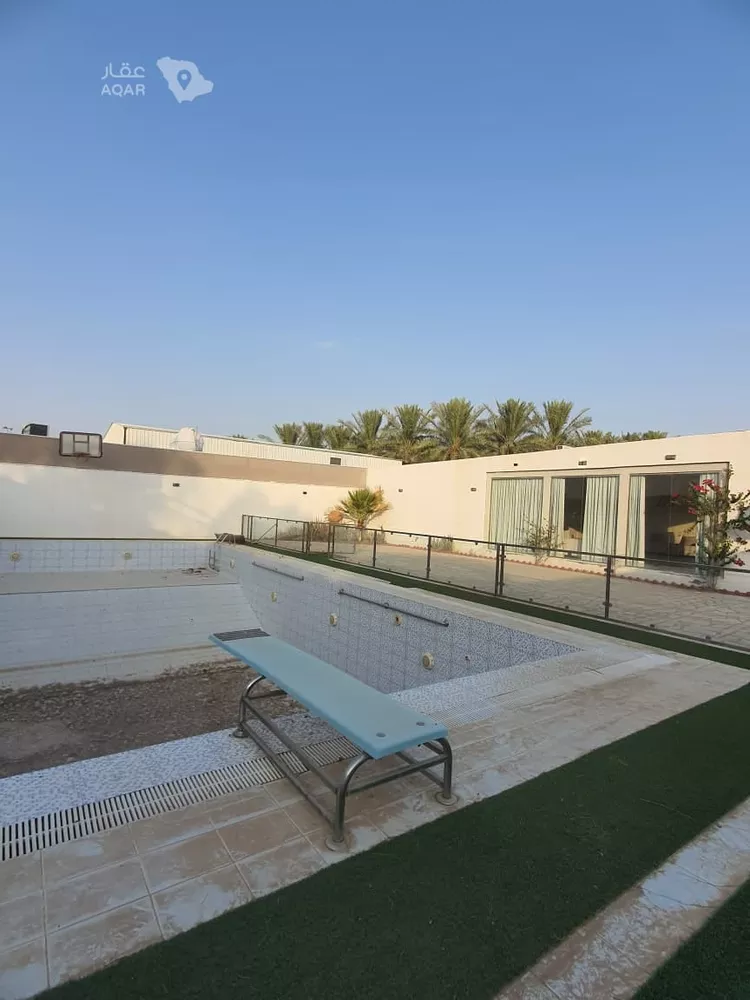 مزرعة للبيع في شارع اسماعيل المؤذن, حي الجلدة, مدينة عنيزة, منطقة القصيم 4