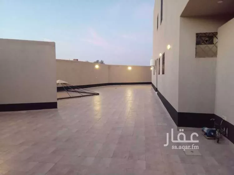 فيلا للبيع في شارع جادة الوهلان, حي وسط المدينة, مدينة عنيزه, منطقة القصيم صورة 2