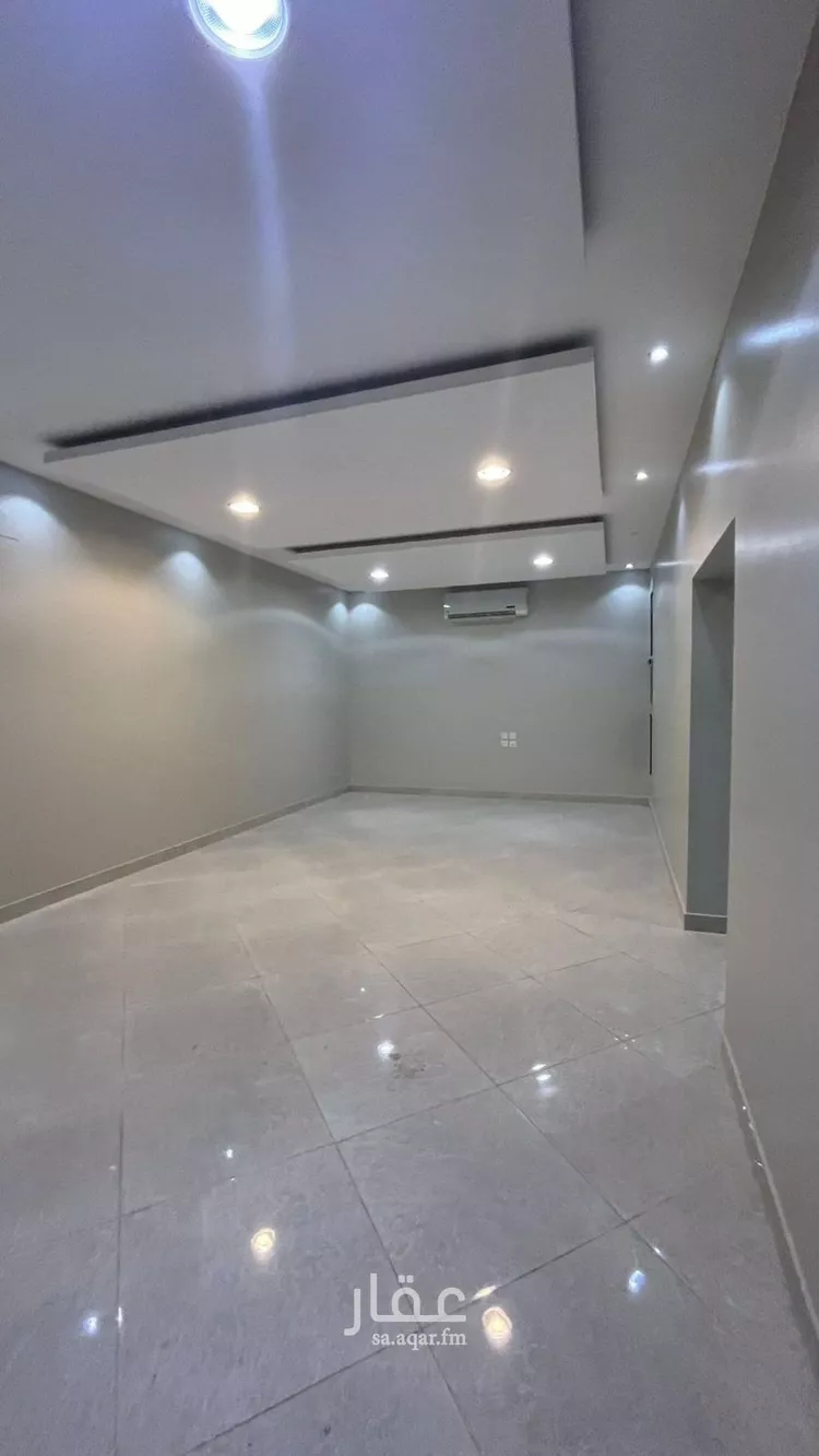 عمارة للإيجار في حي الخالدية, مدينة عنيزه, منطقة القصيم صورة 2