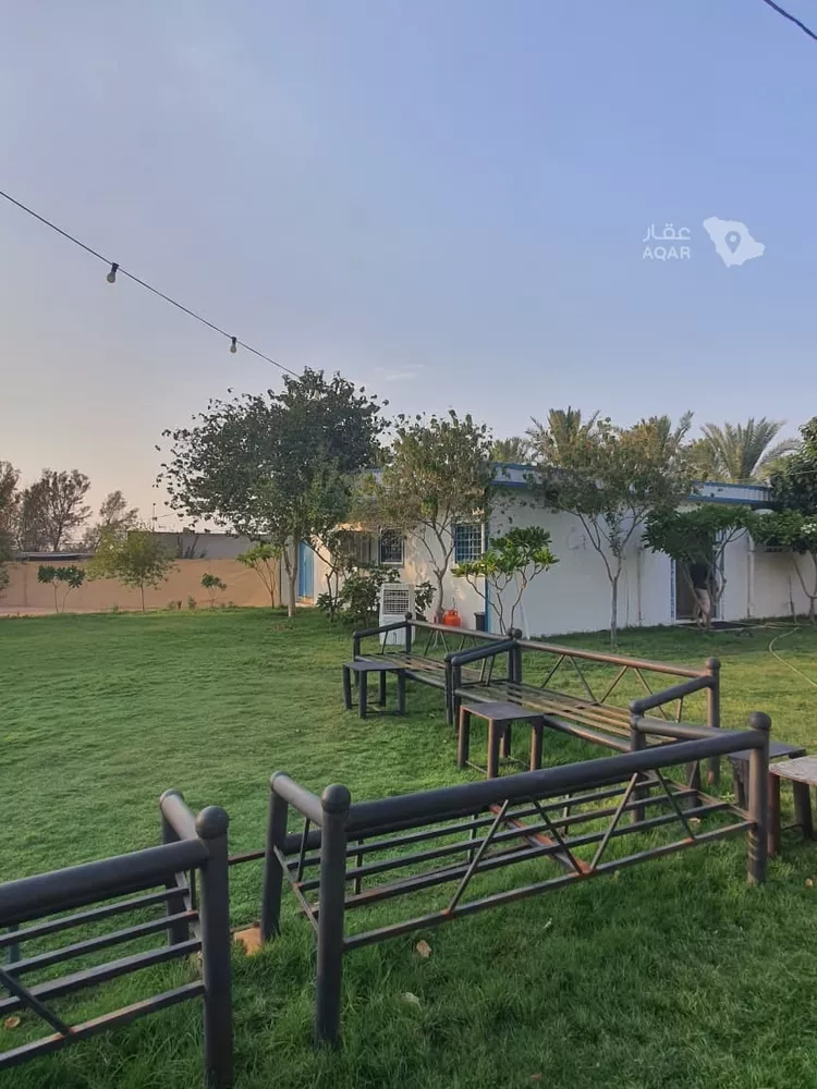مزرعة للبيع في شارع اسماعيل المؤذن, حي الجلدة, مدينة عنيزة, منطقة القصيم 12