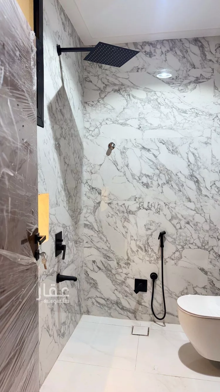 شقة للإيجار في شارع جادة القنارة, حي السلام, مدينة عنيزة, منطقة القصيم صورة 2