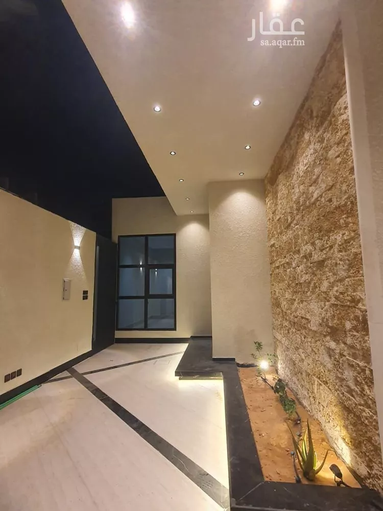 فيلا للبيع في شارع ثابت بن المنذر, حي المنار, مدينة عنيزة, منطقة القصيم صورة 4