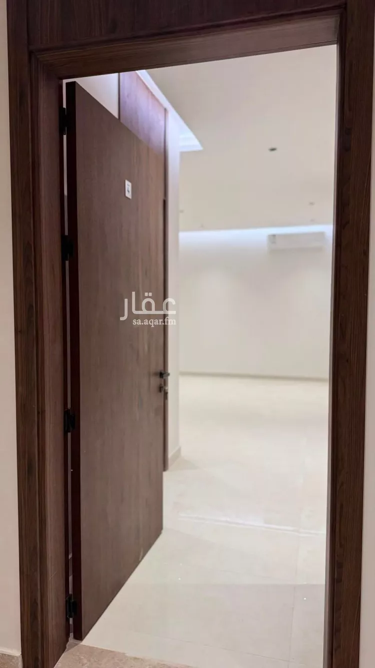 شقة للإيجار في شارع الامير فيصل بن بندر, حي المنار, مدينة عنيزة, منطقة القصيم صورة 5
