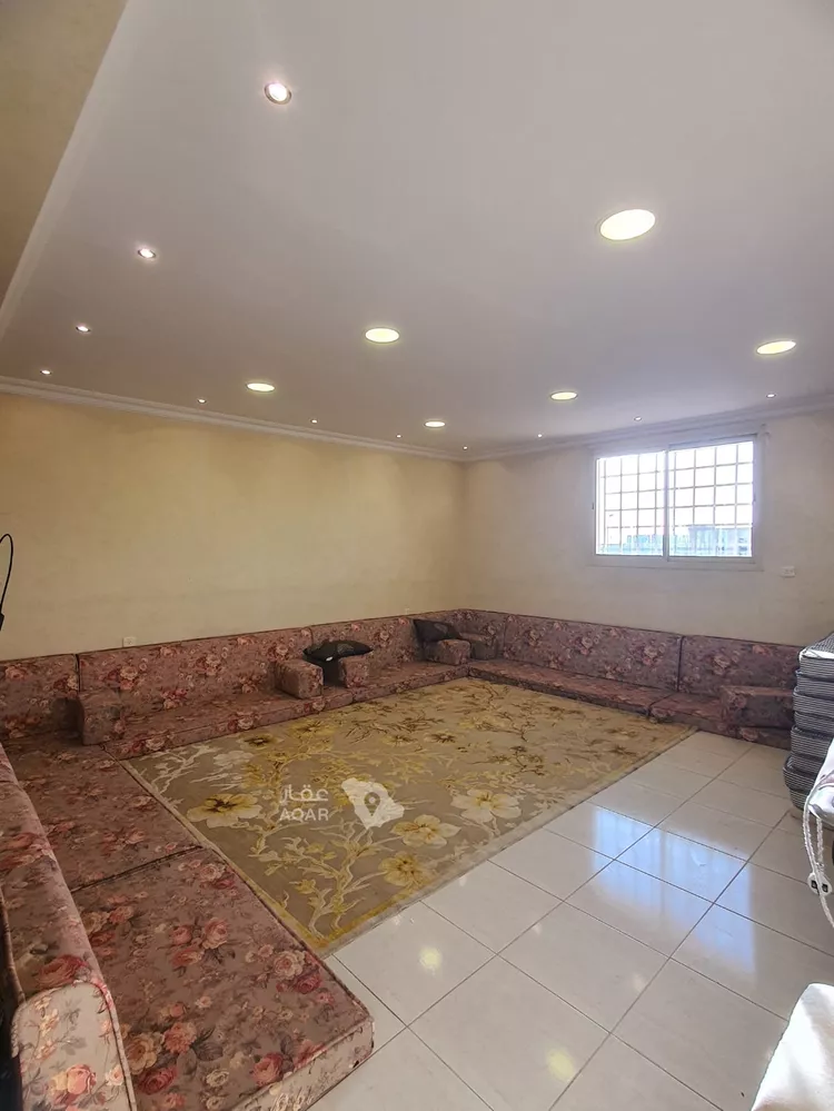 Villa for Sale in Unayzah Al Qusur 11