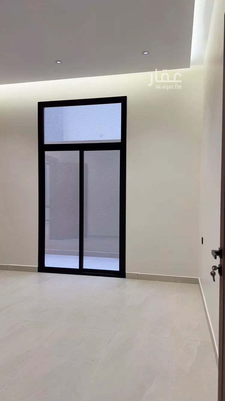 فيلا للبيع في شارع خليفة بن خياط, حي الوهلان, مدينة عنيزة, منطقة القصيم صورة 3