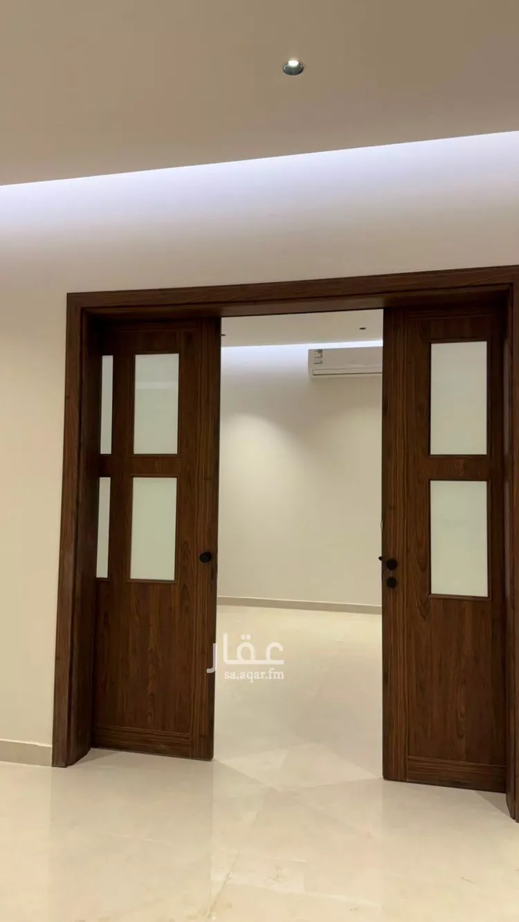شقة للإيجار في شارع الامير فيصل بن بندر, حي المنار, مدينة عنيزة, منطقة القصيم صورة 2