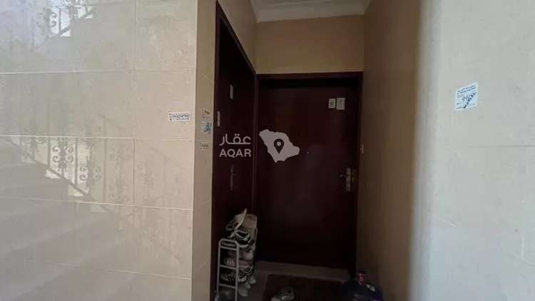 عمارة للبيع في شارع البراق, حي العقربية, مدينة الخبر, المنطقة الشرقية 9